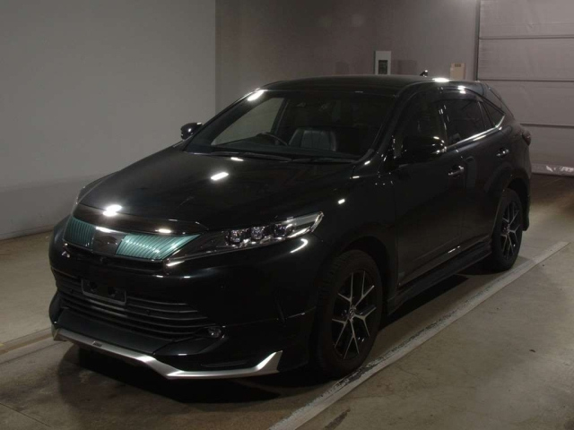 TOYOTA HARRIER 2019