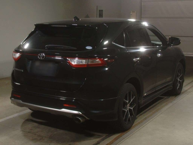 TOYOTA HARRIER 2019