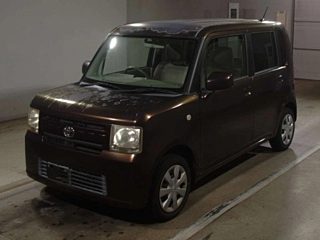 TOYOTA PIXIS SPACE 2012