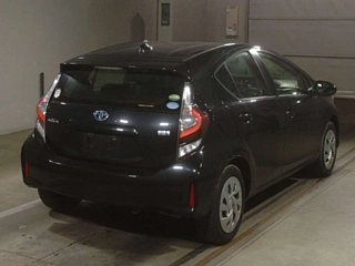 TOYOTA AQUA 2020