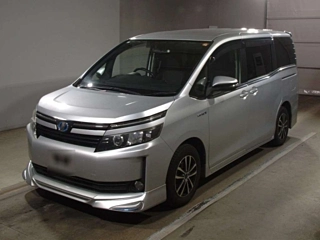 TOYOTA VOXY 2015