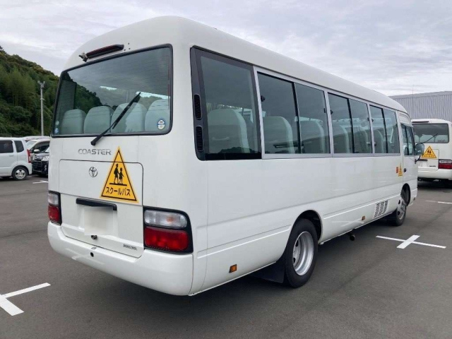 TOYOTA COASTER 2015