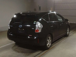 TOYOTA PRIUS ALPHA 2014