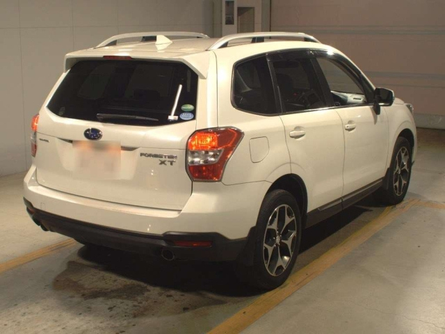 SUBARU FORESTER 2014
