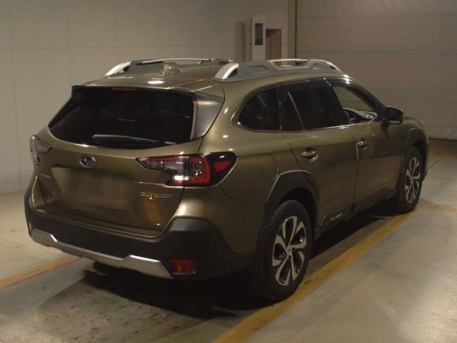 SUBARU LEGACY OUTBACK 2023