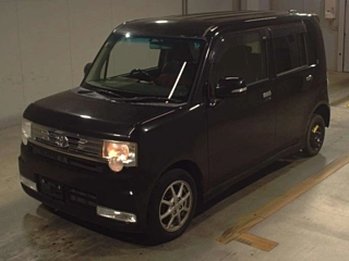 TOYOTA PIXIS SPACE 2012