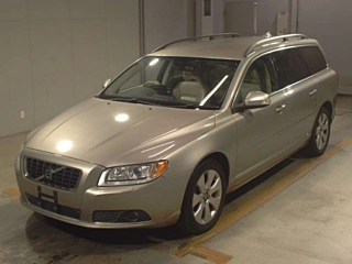 VOLVO V70 2008