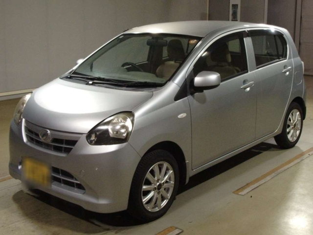 DAIHATSU MIRA E S 2012