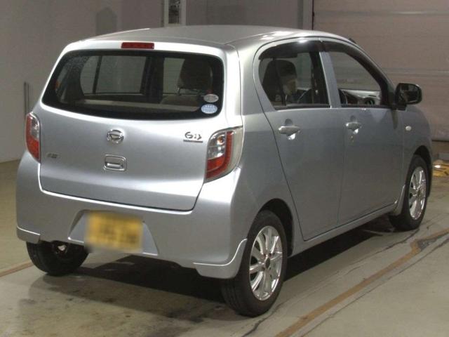DAIHATSU MIRA E S 2012