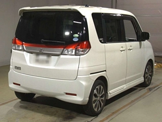 MITSUBISHI DELICA D2 2014