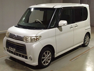 DAIHATSU TANTO 2010