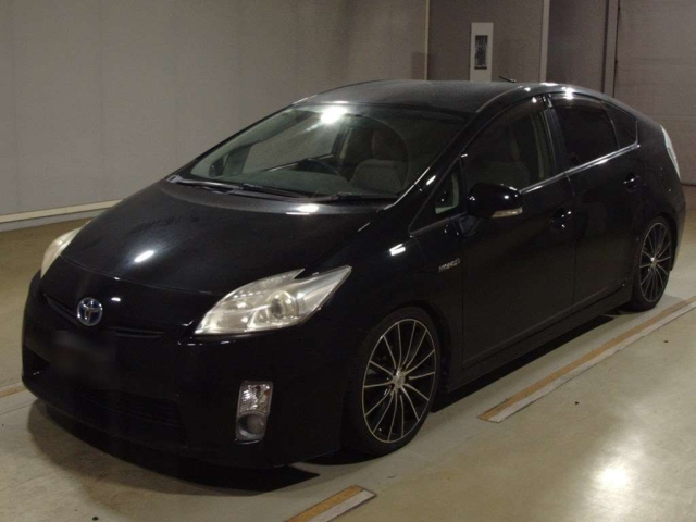 TOYOTA PRIUS 2011