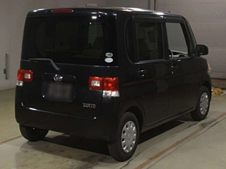 DAIHATSU TANTO 2009