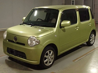 DAIHATSU MIRA 2010