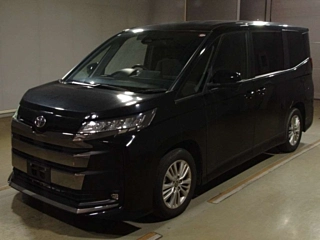TOYOTA NOAH 2023