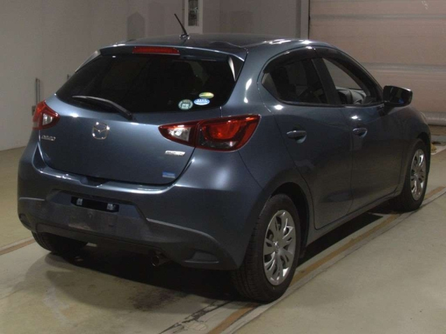 MAZDA DEMIO 2015