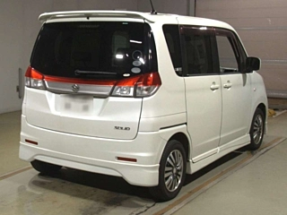 SUZUKI SOLIO 2011