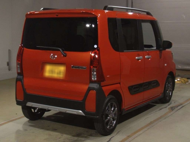 DAIHATSU TANTO 2024