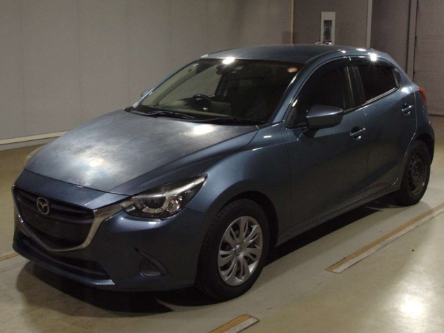 MAZDA DEMIO 2015
