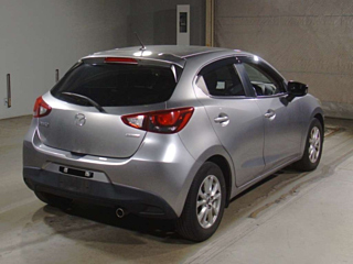 MAZDA DEMIO 2015
