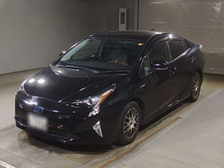TOYOTA PRIUS 2016