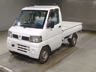 NISSAN CLIPPER TRUCK 2009