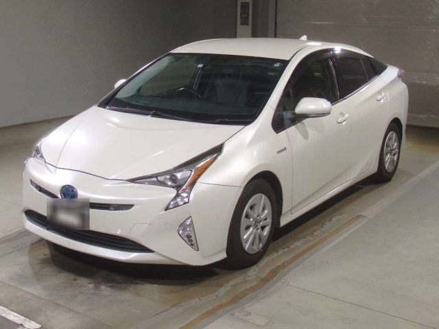 TOYOTA PRIUS 2016