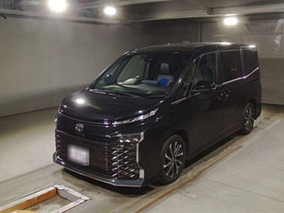 TOYOTA VOXY 2022