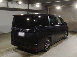 TOYOTA VOXY 2022