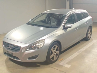 VOLVO V60 2013