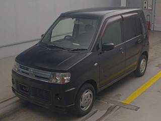 MITSUBISHI TOPPO 2010