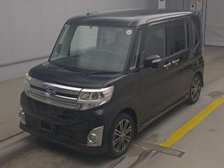 DAIHATSU TANTO 2015