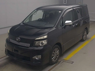 TOYOTA VOXY 2010