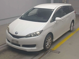 TOYOTA WISH 2011