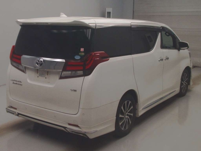 TOYOTA ALPHARD 2018