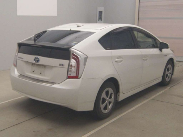 TOYOTA PRIUS 2013