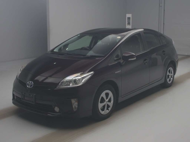 TOYOTA PRIUS 2014