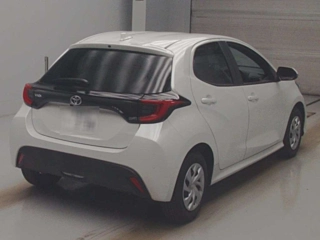 TOYOTA YARIS 2024