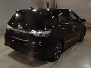 TOYOTA WISH 2016