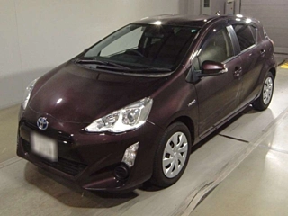 TOYOTA AQUA 2015