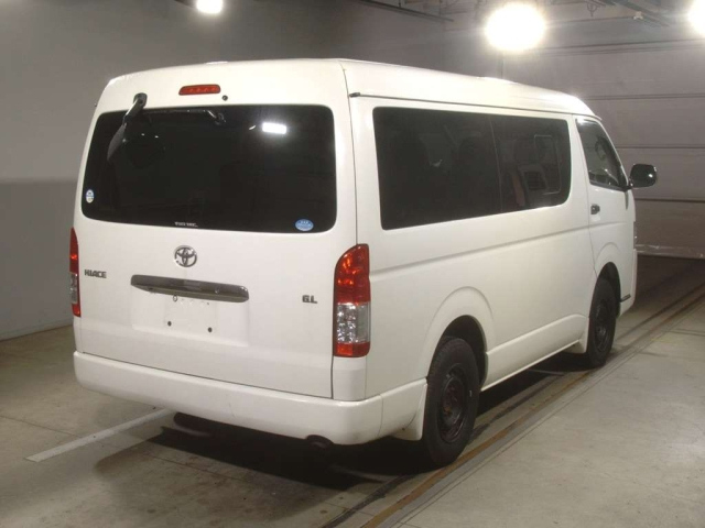 TOYOTA HIACE 2014
