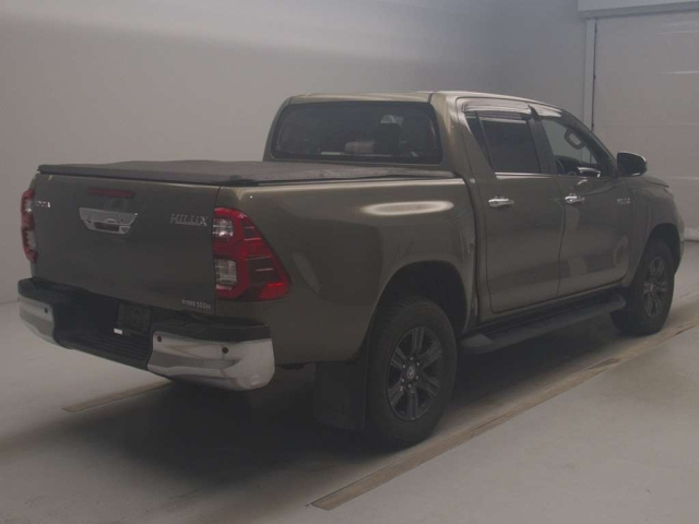 TOYOTA HILUX 2022