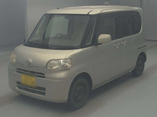 DAIHATSU TANTO 2008