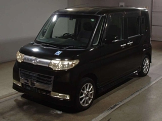 DAIHATSU TANTO 2010