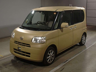 DAIHATSU TANTO 2010