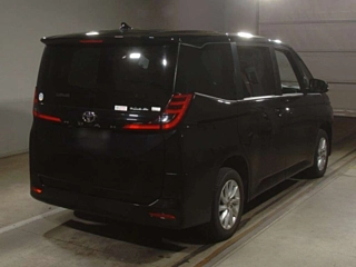 TOYOTA NOAH 2022