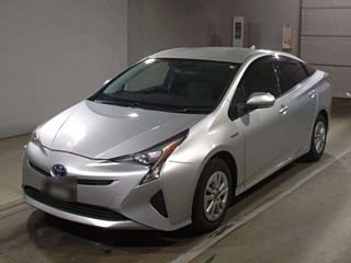 TOYOTA PRIUS 2016