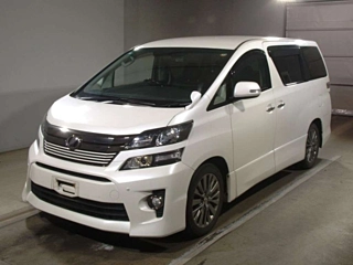 TOYOTA VELLFIRE 2013