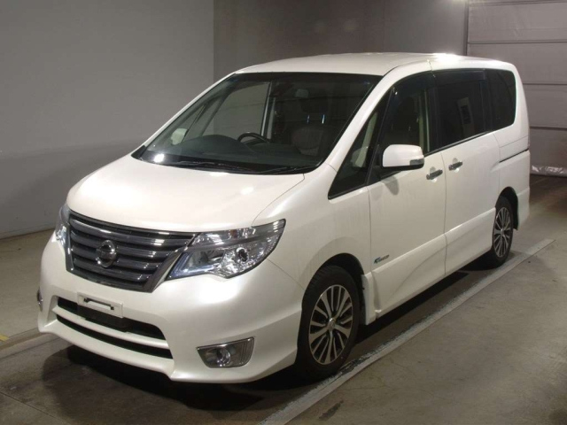 NISSAN SERENA 2015