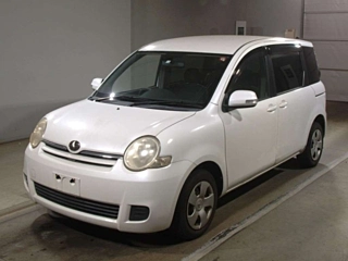TOYOTA SIENTA 2010